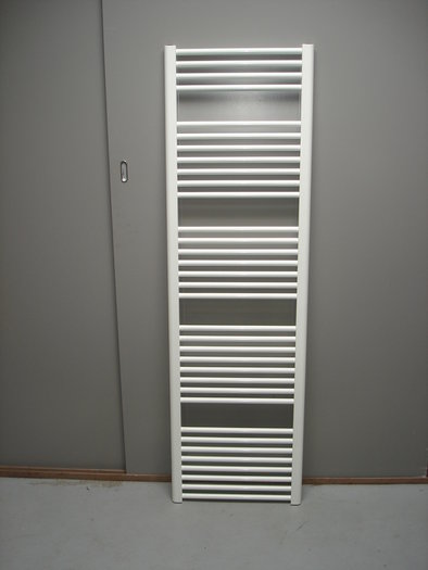 Badkamer radiator 45cm breed x hoog Dassie Radiatoren | Radiatoren een goede prijs!