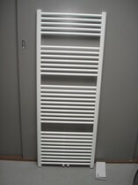 Laurens Badkamer Radiator Wit 169cm hoog x 60cm breed en 1025 Watt met midden- onderaansluiting