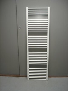 Badkamer radiator 75 cm breed x 185 cm hoog wit met 1455 Watt